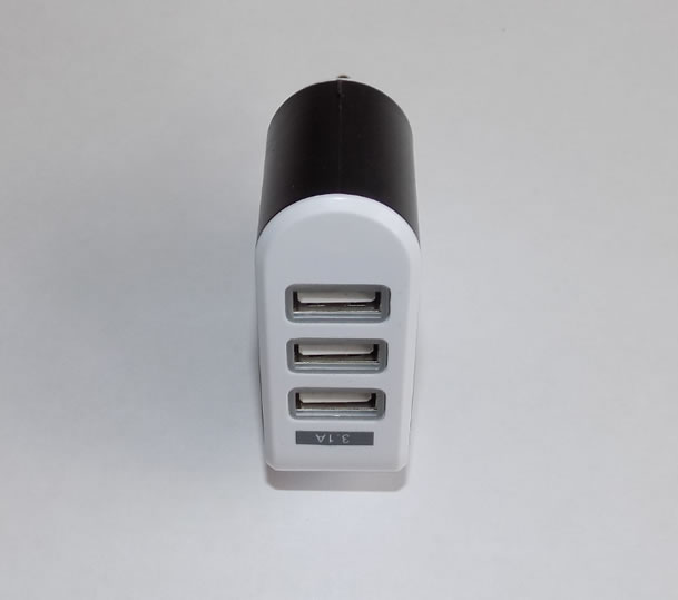  зарядное устройство на 3 USB