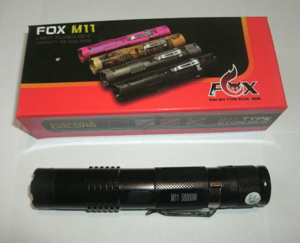 Компактный фонарик-электрошокер Fox M11
