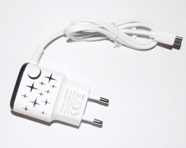 Зарядное устройство 2 USB + кабель microUSD